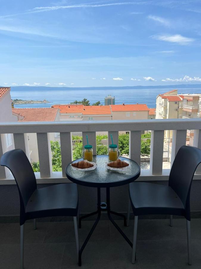 Apartments Villa Nova With Pool Макарска Экстерьер фото